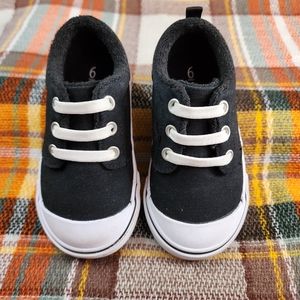 ‼️SOLD‼️Wonder Nation Memory Foam Toddler Shoes. EUC.